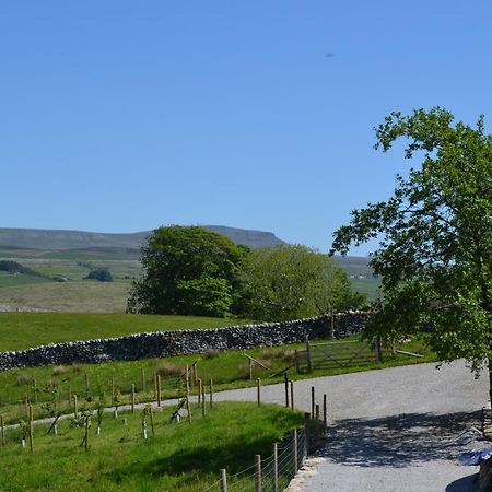The Warren Lodge Cabin At Ashes Farm, Near Settle Εξωτερικό φωτογραφία