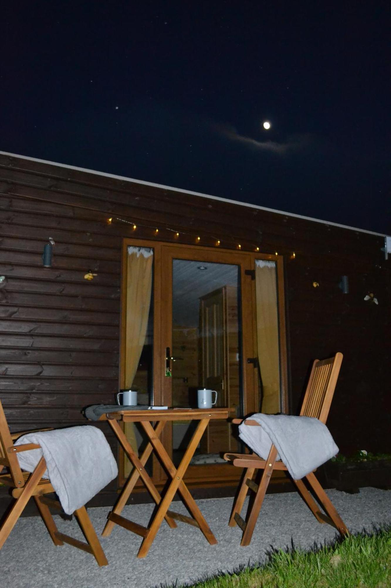 The Warren Lodge Cabin At Ashes Farm, Near Settle Εξωτερικό φωτογραφία